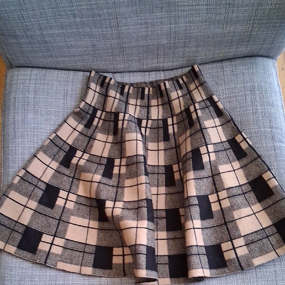 Primark Pink and Cream Pleated A-Line Skirt